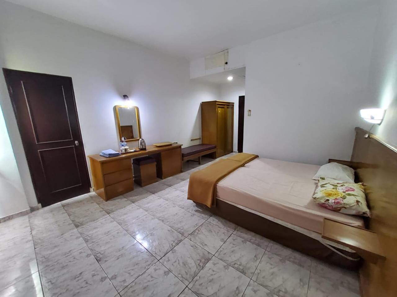 Hotel Kumala Samudra Cikakak المظهر الخارجي الصورة